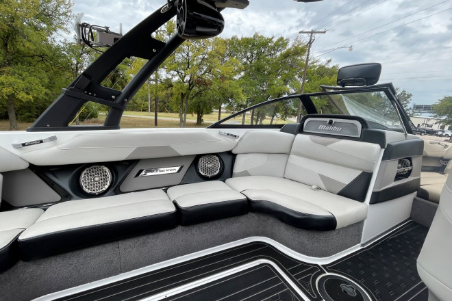 2015-MALIBU-WAKESETTER2520222520VLX-Lewisville-Consigned-C34132-744628.jpg