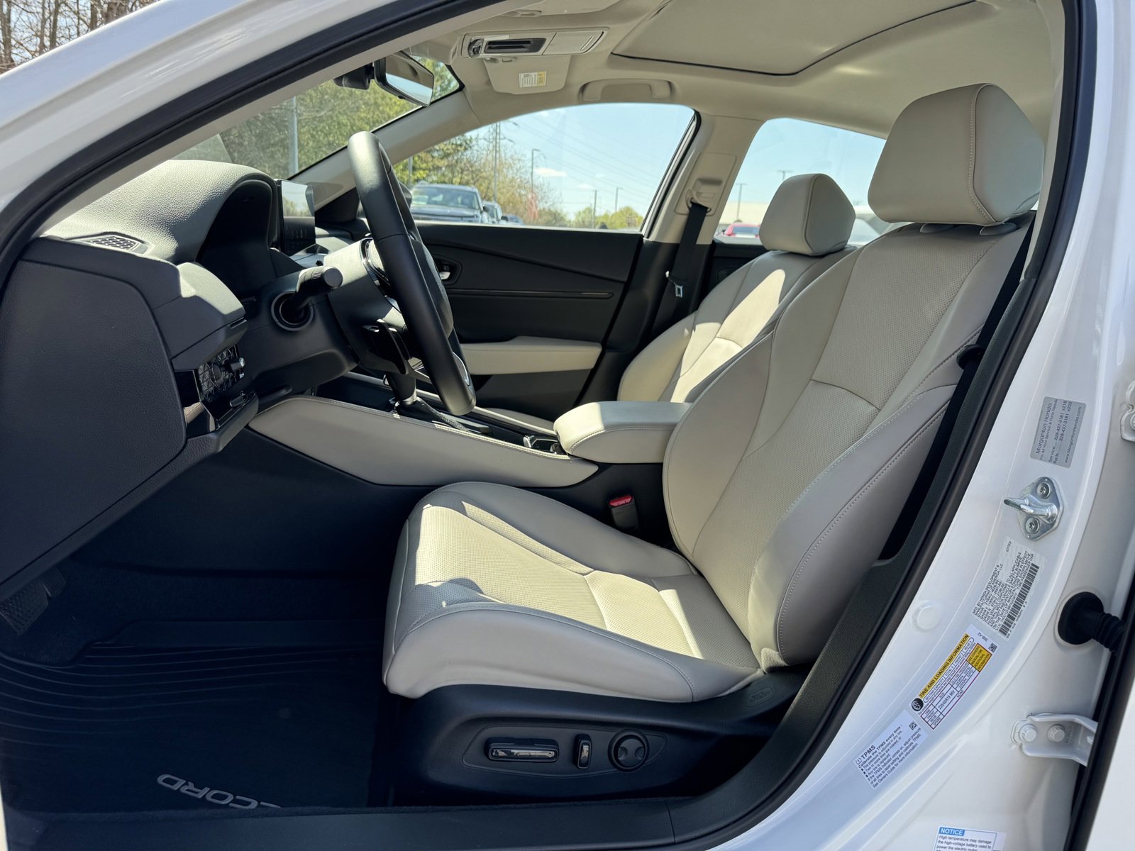 b3bd1ecd19664385b3e17ac638d7ea35